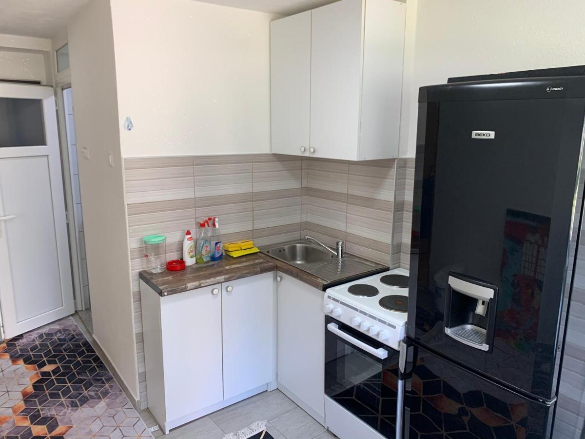 Stan Na Dan Hotel Zenica Ngoại thất bức ảnh