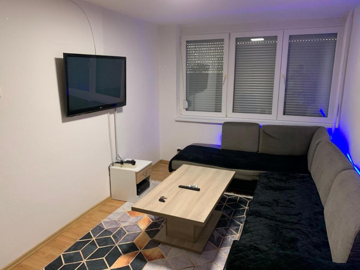 Stan Na Dan Hotel Zenica Ngoại thất bức ảnh